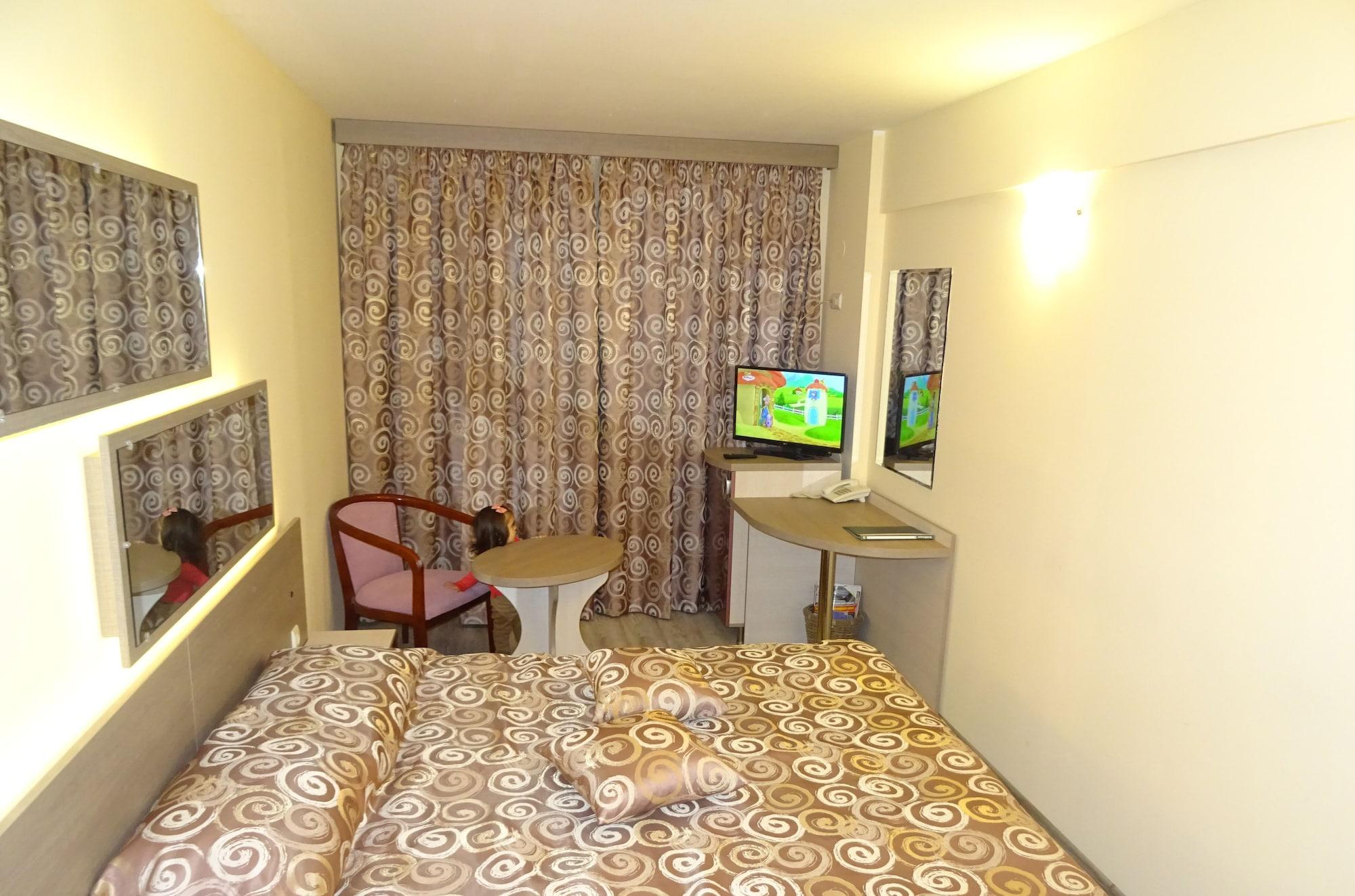 Hotel Victoria 3*